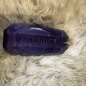 Alien theory mugler body lotion